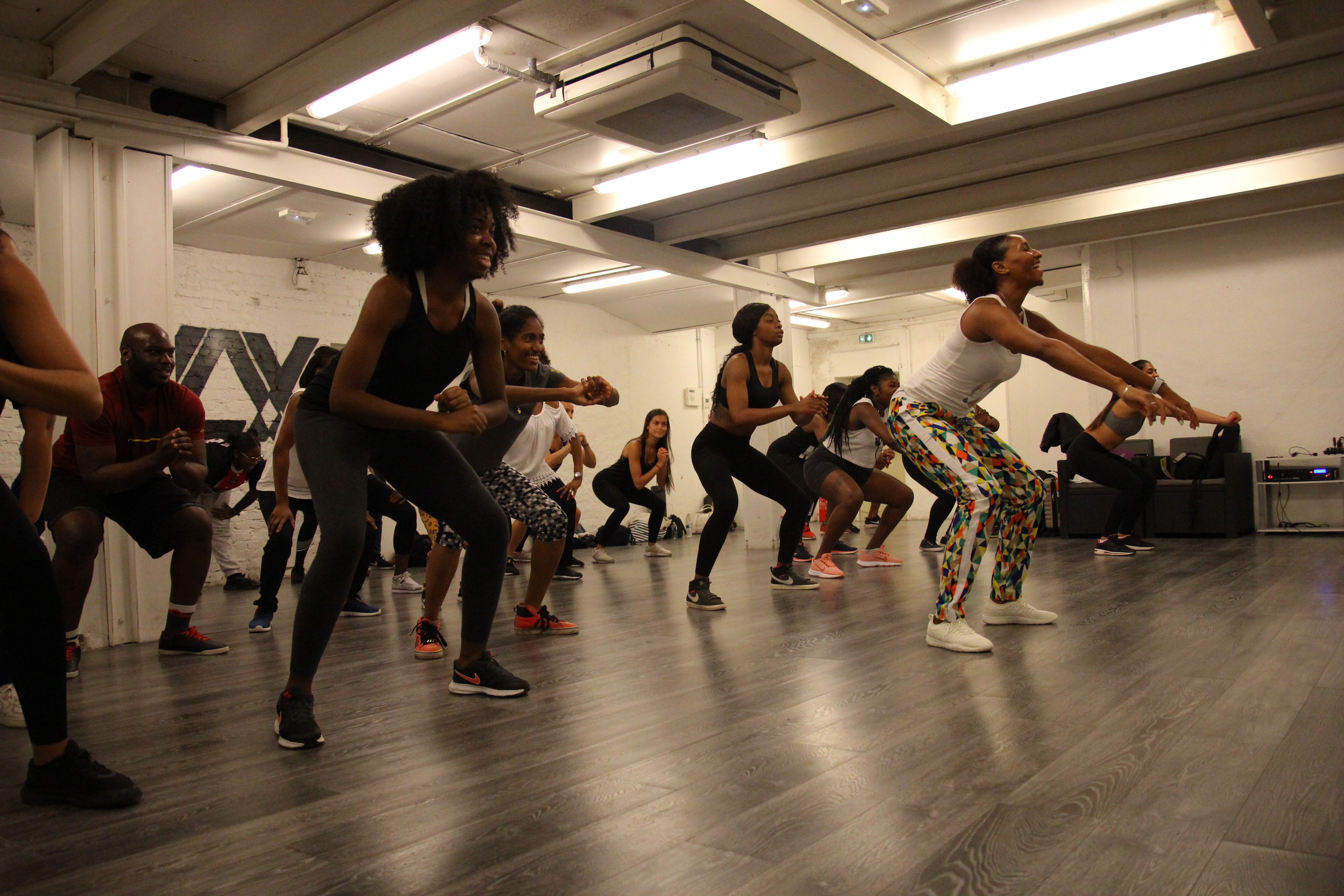 Wafrozo — session France, grand groupe synchronisé